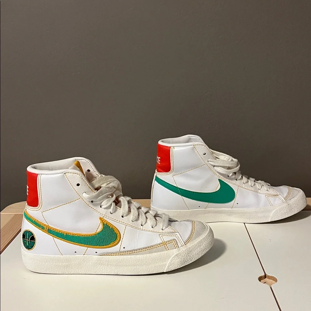 Nike Blazer Mid GS 'Roswell Rayguns' Youth 4 Basketball